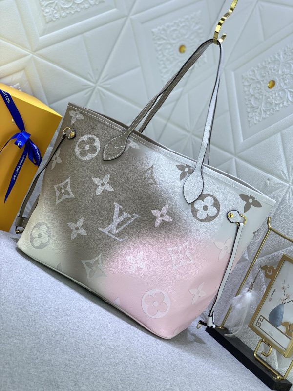 CN - New Collection Bag LUV 650 Supply