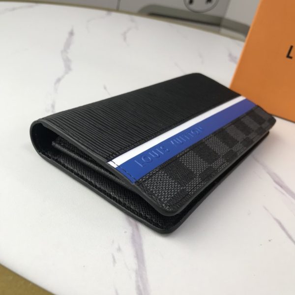 CN - New Collection Wallet LUV 076 Sale