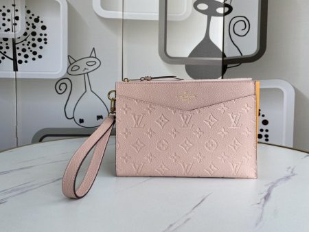 CN - New Collection Wallet LUV 063 For Cheap