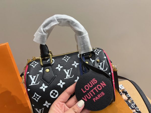 CN - New Collection Bags LUV 732 For Cheap