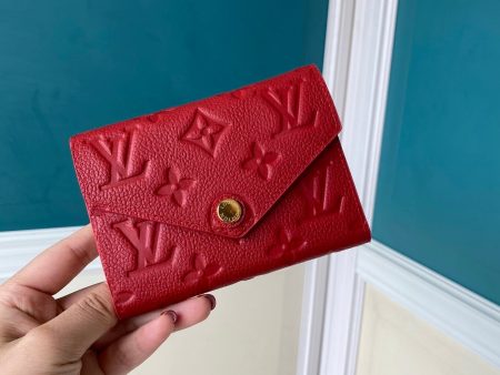 CN - New Collection Wallet LUV 060 on Sale