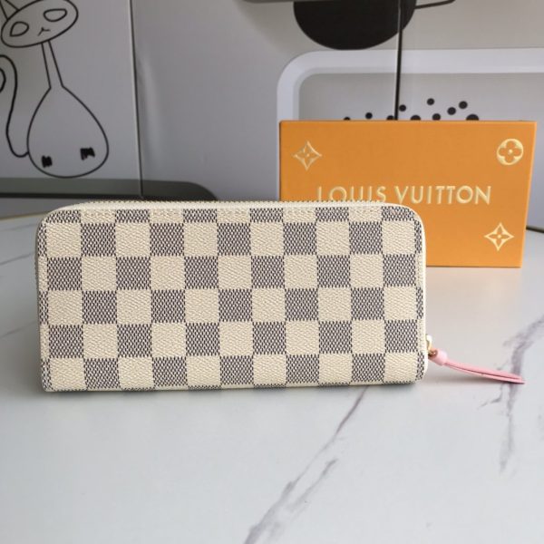 CN - New Collection Wallet LUV 019 Online Hot Sale