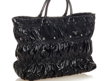 Prada Vernice Gaufre Tote Bag 26260 Supply